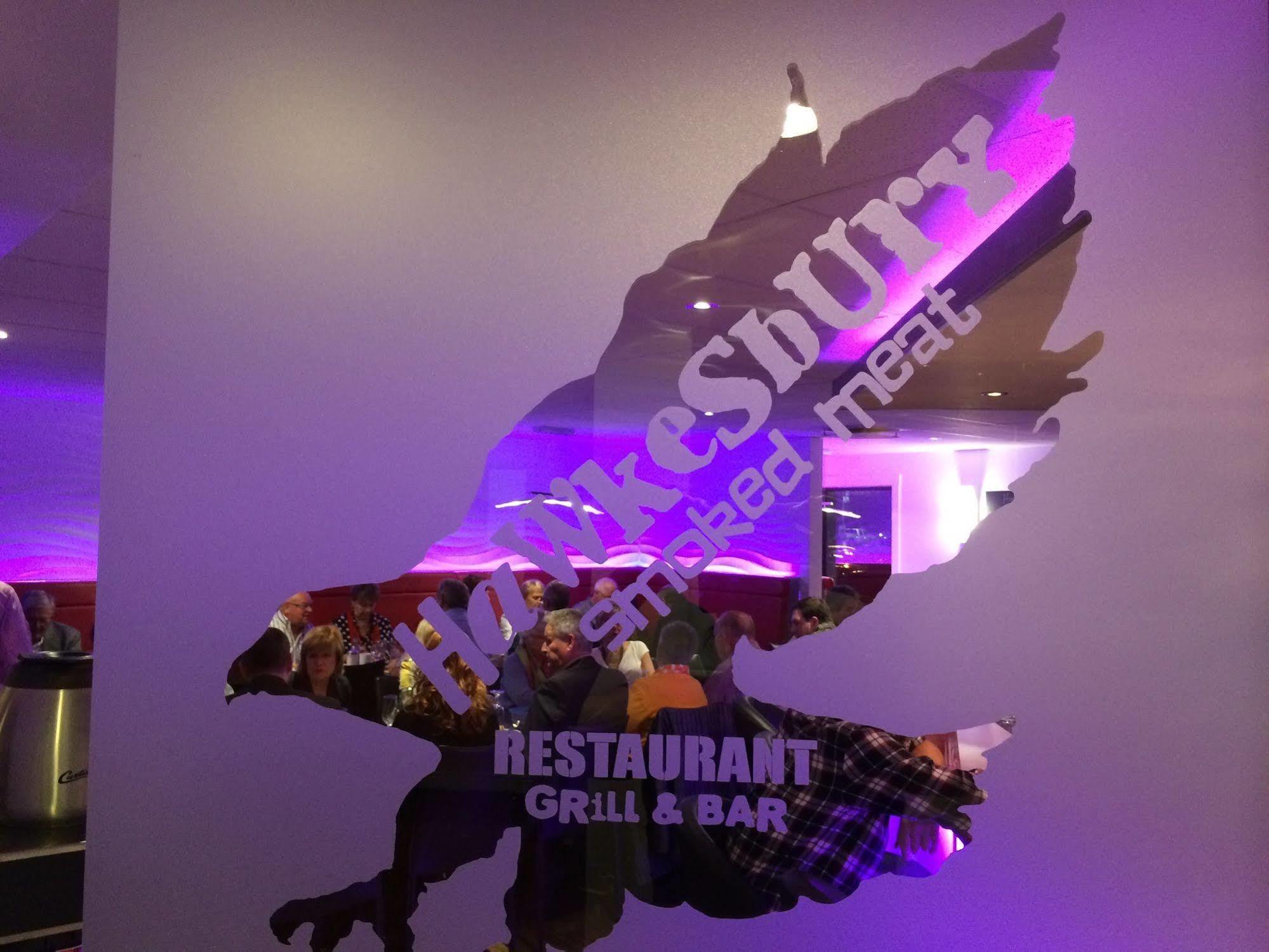 霍克斯伯里品质套房酒店 外观 照片